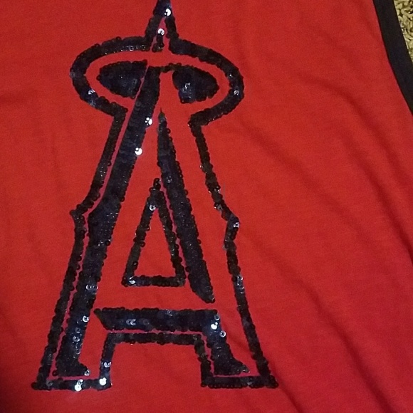 sparkly VS pink tank - Picture 3 of 4